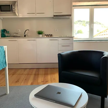 Downtown 2 Bedroom Aircon & Amazing Castle View Apartment Lisbon