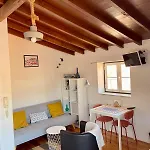Downtown 2 Bedroom Aircon & Amazing Castle View Lisbon