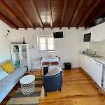 Downtown 2 Bedroom Aircon & Amazing Castle View * Lisbon