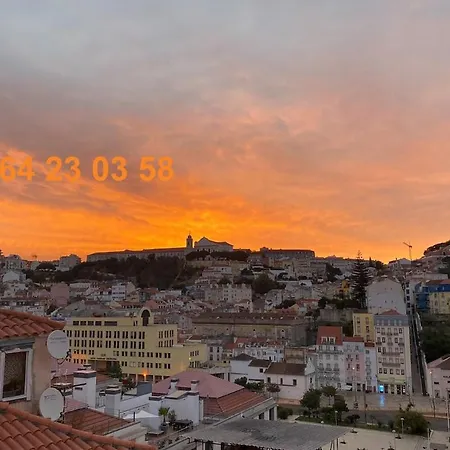 Apartment Downtown 2 Bedroom Aircon & Amazing Castle View